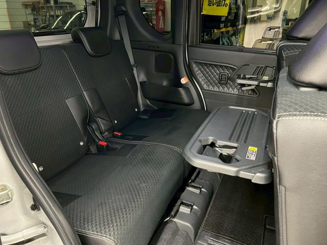 タント カスタムＲＳスタイルセレクション　４ＷＤ　ＳＤナビ　バックカメラ　フルセグＴＶ　Ｂｕｌｅｔｏｏｔｈ　ＵＳＢ　両側電動スライドドア　衝突被害軽減ブレーキ　クルーズコントロール　シートヒーター　ドライブレコーダー　純正アルミ　ワンオーナー（22枚目）