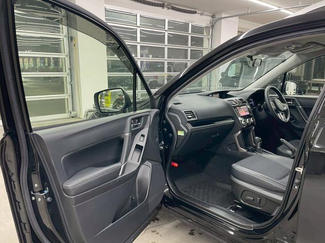 フォレスター Ｓ－リミテッド　４ＷＤ　ＳＤナビ　フルセグＴＶ　Ｂｌｕｅｔｏｏｔｈ　ＤＶＤ　バックカメラ　衝突被害軽減ブレーキ　レーダークルーズコントロール　ハーフレザーシート　シートヒーター　寒冷地仕様　禁煙　ワンオーナー　ＥＴＣ（15枚目）