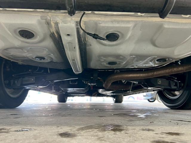 ヴェルファイアハイブリッド ＺＲ　Ｇエディション　４ＷＤ　モデリスタフルエアロ　アルパイン１０インチナビ　フルセグＴＶ　Ｂｌｕｅｔｏｏｔｈ　ＤＶＤ　フリップダウンモニター　デジタルインナーミラー型ドラレコ　レザーシート　シートヒーター　１００Ｖ電源（6枚目）