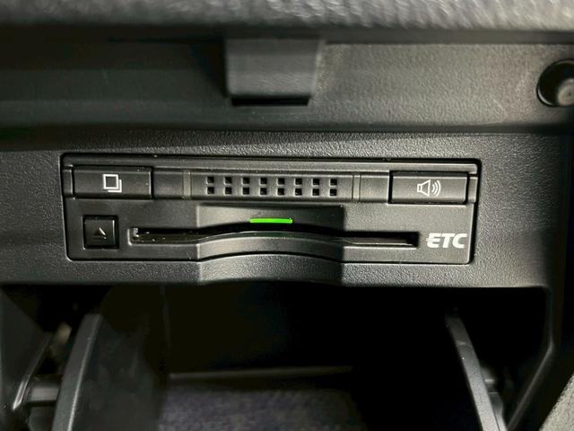 ヴェルファイアハイブリッド ＺＲ　Ｇエディション　４ＷＤ　モデリスタフルエアロ　アルパイン１０インチナビ　フルセグＴＶ　Ｂｌｕｅｔｏｏｔｈ　ＤＶＤ　フリップダウンモニター　デジタルインナーミラー型ドラレコ　レザーシート　シートヒーター　１００Ｖ電源（40枚目）