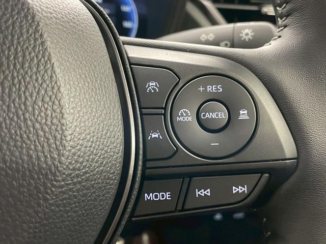 カローラクロス ＧＲスポーツ　４ＷＤ　後期型　登録済未使用車　寒冷地仕様　パノラマルーフ　１０．５インチ純正ナビ　フルセグＴＶ　Ｂｌｕｅｔｏｏｔｈ　アラウンドビューモニター　トヨタチームメイト　衝突被害軽減ブレーキ（28枚目）