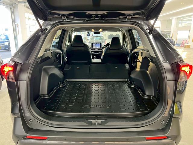 ＲＡＶ４ アドベンチャー　オフロードパッケージ　４ＷＤ　純正１０．５インチナビ　アラウンドビューモニター　電動レザーシート　ＴＲＤフロントバンパーガーニッシュ　Ｂｕｌｅｔｏｏｔｈ　Ｄインナーミラー　衝突被害軽減ブレーキ　前後ドライブレコーダー（22枚目）