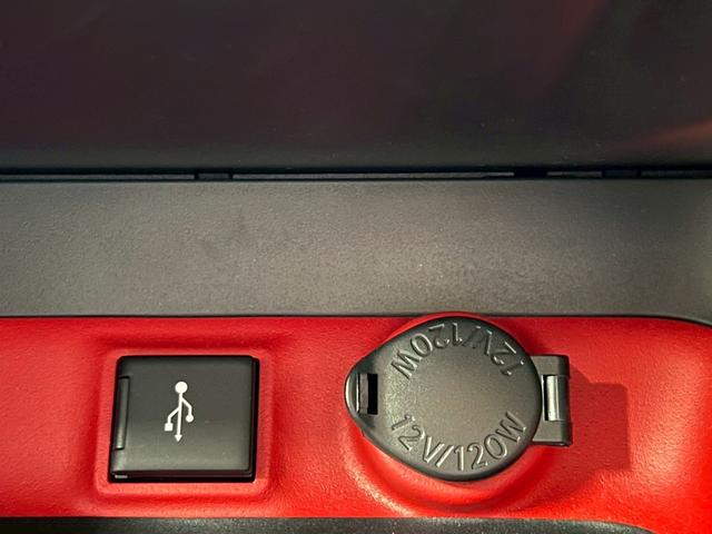 ＲＡＶ４ アドベンチャー　オフロードパッケージ　４ＷＤ　純正１０．５インチナビ　アラウンドビューモニター　電動レザーシート　ＴＲＤフロントバンパーガーニッシュ　Ｂｕｌｅｔｏｏｔｈ　Ｄインナーミラー　衝突被害軽減ブレーキ　前後ドライブレコーダー（38枚目）