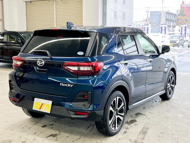 ロッキー プレミアム　４ＷＤ　寒冷地仕様　ＡＬＰＩＮＥ９インチナビ　アラウンドビューモニター　フルセグＴＶ　Ｂｕｌｅｔｏｏｔｈ　ハーフレザーシート　衝突被害軽減ブレーキ　レーンキープアシスト　ナビ連動ドライブレコーダー（4枚目）