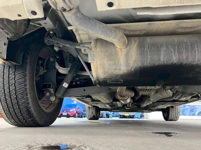 エクストレイル モード・プレミア　エマージェンシーブレーキパッケージ　４ＷＤ　純正ナビ　フルセグＴＶ　ＤＶＤ　Ｂｌｕｅｔｏｏｔｈ　衝突被害軽減ブレーキ　コーナーセンサー　デジタルインナーミラー　レザーシート　純正オーテックアルミ１８インチ　シートヒーター　ＥＴＣ　禁煙車（37枚目）