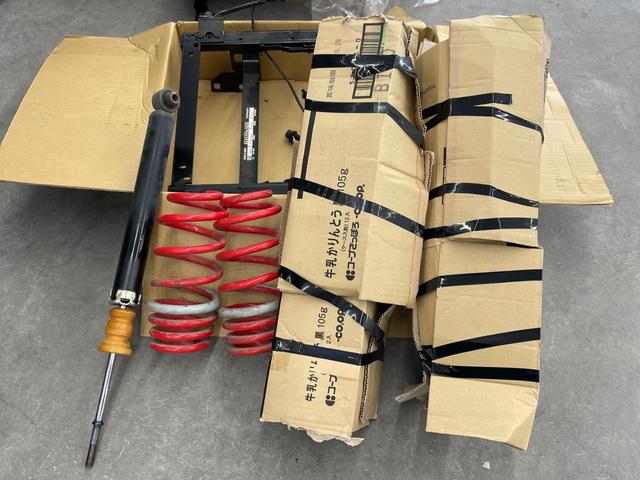 ベースグレード 切替式4WD 寒冷地仕様 車高調 柿本改マフラー BRIDE TOMsスロコン TRDエアロ ワーク18インチアルミ CUSCOタワーバー 社外ナビ フルセグ Bluetooth USB HID(37枚目)