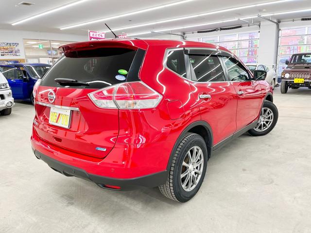 20X エマージェンシーブレーキパッケージ 4WD アラウンドビューモニター 衝突軽減装置 カプロンシート シートヒーター エンジンスターター SDナビ DVD再生可能 Bluetooth ビルトインETC スマートキー アイドリングストップ(3枚目)