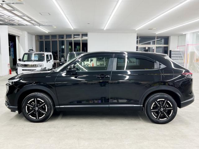 ヴェゼル Ｇ　４ＷＤ　寒冷地仕様　純正エンジンスターター　純正９インチナビ　フルセグＴＶ　Ｂｌｕｅｔｏｏｔｈ　バックカメラ　衝突被害軽減ブレーキ　シートヒーター　前後ドライブレコーダー　冬タイヤ付　ワンオーナー（12枚目）