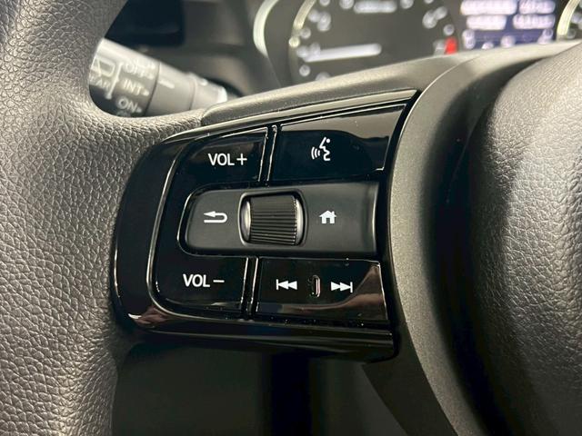 ヴェゼル Ｇ　４ＷＤ　寒冷地仕様　純正エンジンスターター　純正９インチナビ　フルセグＴＶ　Ｂｌｕｅｔｏｏｔｈ　バックカメラ　衝突被害軽減ブレーキ　シートヒーター　前後ドライブレコーダー　冬タイヤ付　ワンオーナー（25枚目）