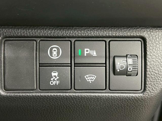 ヴェゼル Ｇ　４ＷＤ　寒冷地仕様　純正エンジンスターター　純正９インチナビ　フルセグＴＶ　Ｂｌｕｅｔｏｏｔｈ　バックカメラ　衝突被害軽減ブレーキ　シートヒーター　前後ドライブレコーダー　冬タイヤ付　ワンオーナー（35枚目）