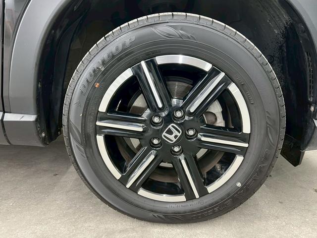 ヴェゼル Ｇ　４ＷＤ　寒冷地仕様　純正エンジンスターター　純正９インチナビ　フルセグＴＶ　Ｂｌｕｅｔｏｏｔｈ　バックカメラ　衝突被害軽減ブレーキ　シートヒーター　前後ドライブレコーダー　冬タイヤ付　ワンオーナー（40枚目）