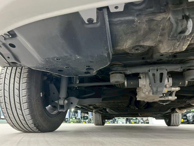 ヴェゼル Ｇ　４ＷＤ　寒冷地仕様　純正エンジンスターター　純正９インチナビ　フルセグＴＶ　Ｂｌｕｅｔｏｏｔｈ　バックカメラ　衝突被害軽減ブレーキ　シートヒーター　前後ドライブレコーダー　冬タイヤ付　ワンオーナー（44枚目）