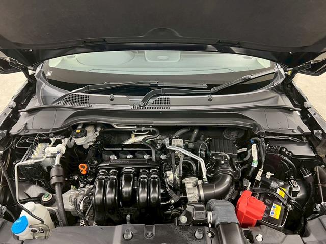 ヴェゼル Ｇ　４ＷＤ　寒冷地仕様　純正エンジンスターター　純正９インチナビ　フルセグＴＶ　Ｂｌｕｅｔｏｏｔｈ　バックカメラ　衝突被害軽減ブレーキ　シートヒーター　前後ドライブレコーダー　冬タイヤ付　ワンオーナー（45枚目）