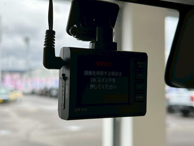 ジムニー ＸＣ　４ＷＤ　純正８インチナビ　フルセグＴＶ　Ｂｌｕｅｔｏｏｔｈ　ＣＤ　ＤＶＤ　クルーズコントロール　シートヒーター　衝突被害軽減ブレーキ　レーンキープアシスト　ドライブレコーダー　ＬＥＤヘッドライト（38枚目）