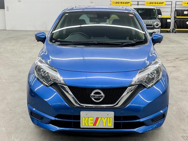 ノート X 2WD 全方位カメラ 冬タイヤアルミセット付 デジタルインナーミラー 衝突被害軽減ブレーキ 純正CDオーディオ レーンキープアシスト ドライブレコーダー LEDヘッドライト コーナーセンサー(9枚目)