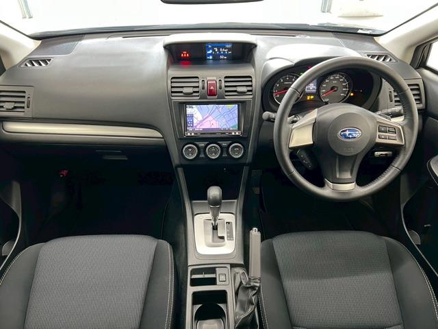 インプレッサスポーツ 2.0iアイサイト 4WD 寒冷地仕様 純正ナビ バックカメラ フルセグTV Buletooth DVD 衝突被害軽減ブレーキ レーンキープアシスト HIDヘッドライト ETC アイドリングストップ スペアキー 禁煙車(5枚目)