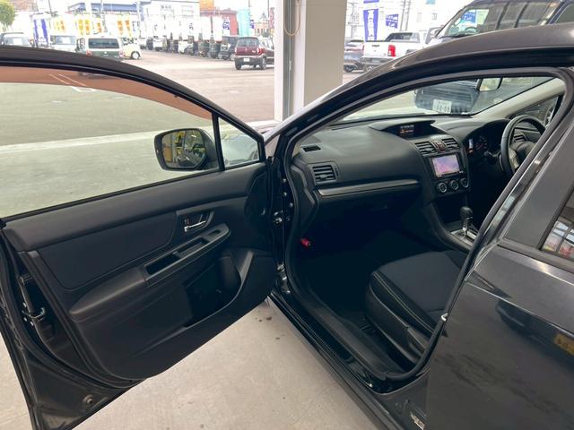 インプレッサスポーツ 2.0iアイサイト 4WD 寒冷地仕様 純正ナビ バックカメラ フルセグTV Buletooth DVD 衝突被害軽減ブレーキ レーンキープアシスト HIDヘッドライト ETC アイドリングストップ スペアキー 禁煙車(15枚目)