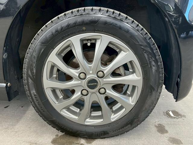 ムーヴコンテ カスタム X VS 4WD 純正エンジンスターター 冬タイヤアルミセット 社外ナビ フルセグTV Buletooth DVD アイドリングストップ 社外アルミホイール スマートキー 電動格納ミラー 保証書 オートエアコン(32枚目)