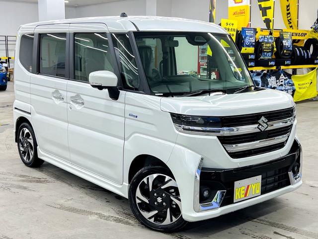 スペーシアカスタム ハイブリッドXSターボ 4WD 届出済未使用車 スズキコネクト対応純正9インチナビ アラウンドビューモニター フルセグTV Bluetooth 両側電動スライドドア シートヒーター 衝突被害軽減ブレーキ ステアリングヒーター(7枚目)