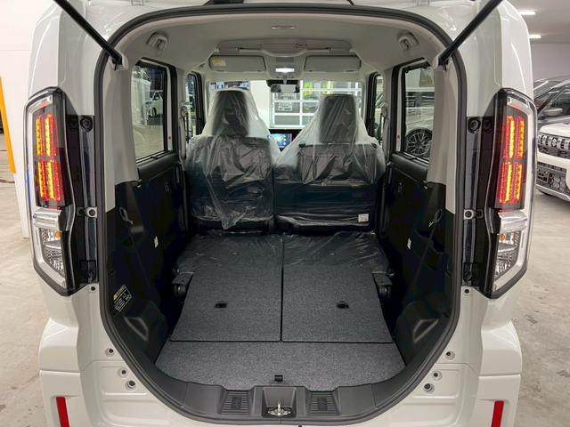 スペーシアカスタム ハイブリッドXSターボ 4WD 届出済未使用車 スズキコネクト対応純正9インチナビ アラウンドビューモニター フルセグTV Bluetooth 両側電動スライドドア シートヒーター 衝突被害軽減ブレーキ ステアリングヒーター(21枚目)