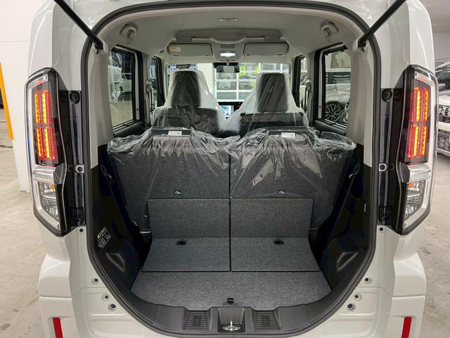 スペーシアカスタム ハイブリッドXSターボ 4WD 届出済未使用車 スズキコネクト対応純正9インチナビ アラウンドビューモニター フルセグTV Bluetooth 両側電動スライドドア シートヒーター 衝突被害軽減ブレーキ ステアリングヒーター(22枚目)