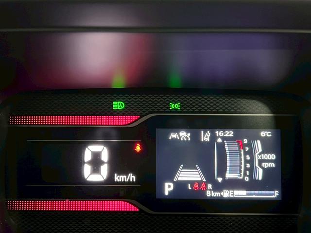 スペーシアカスタム ハイブリッドXSターボ 4WD 届出済未使用車 スズキコネクト対応純正9インチナビ アラウンドビューモニター フルセグTV Bluetooth 両側電動スライドドア シートヒーター 衝突被害軽減ブレーキ ステアリングヒーター(24枚目)