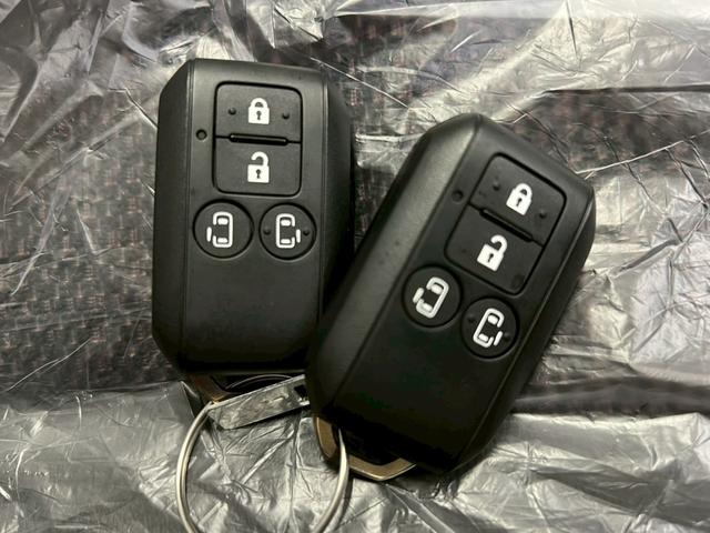 スペーシアカスタム ハイブリッドXSターボ 4WD 届出済未使用車 スズキコネクト対応純正9インチナビ アラウンドビューモニター フルセグTV Bluetooth 両側電動スライドドア シートヒーター 衝突被害軽減ブレーキ ステアリングヒーター(42枚目)