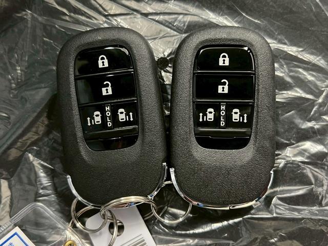 Ｎ－ＢＯＸカスタム ターボ　４ＷＤ　純正８インチナビ　バックカメラ　フルセグＴＶ　Ｂｕｌｅｔｏｏｔｈ　ＵＳＢ　両側電動スライドドア　ハーフレザーシート　衝突被害軽減ブレーキ　レーンキープアシスト　パドルシフト　届け出済み未使用車（40枚目）