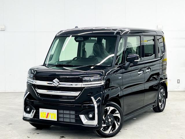 スペーシアカスタム ハイブリッドＸＳターボ　４ＷＤ　届出済未使用車　スズキコネクト対応純正９インチナビ　アラウンドビューモニター　フルセグＴＶ　Ｂｌｕｅｔｏｏｔｈ　両側電動スライドドア　シートヒーター　衝突被害軽減ブレーキ　ステアリングヒーター（3枚目）