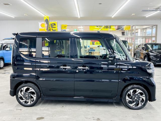 スペーシアカスタム ハイブリッドＸＳターボ　４ＷＤ　届出済未使用車　スズキコネクト対応純正９インチナビ　アラウンドビューモニター　フルセグＴＶ　Ｂｌｕｅｔｏｏｔｈ　両側電動スライドドア　シートヒーター　衝突被害軽減ブレーキ　ステアリングヒーター（12枚目）