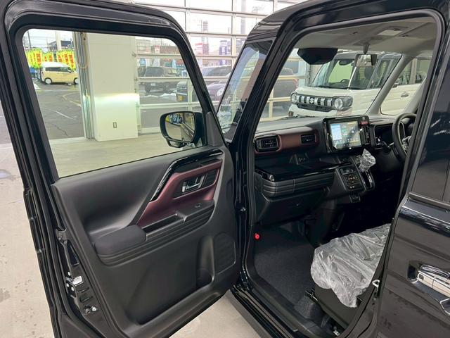 スペーシアカスタム ハイブリッドＸＳターボ　４ＷＤ　届出済未使用車　スズキコネクト対応純正９インチナビ　アラウンドビューモニター　フルセグＴＶ　Ｂｌｕｅｔｏｏｔｈ　両側電動スライドドア　シートヒーター　衝突被害軽減ブレーキ　ステアリングヒーター（15枚目）