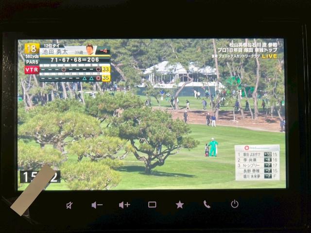 スペーシアカスタム ハイブリッドＸＳターボ　４ＷＤ　届出済未使用車　スズキコネクト対応純正９インチナビ　アラウンドビューモニター　フルセグＴＶ　Ｂｌｕｅｔｏｏｔｈ　両側電動スライドドア　シートヒーター　衝突被害軽減ブレーキ　ステアリングヒーター（32枚目）