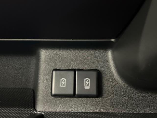 スペーシアカスタム ハイブリッドＸＳターボ　４ＷＤ　届出済未使用車　スズキコネクト対応純正９インチナビ　アラウンドビューモニター　フルセグＴＶ　Ｂｌｕｅｔｏｏｔｈ　両側電動スライドドア　シートヒーター　衝突被害軽減ブレーキ　ステアリングヒーター（40枚目）