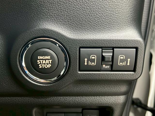 スペーシアギア ハイブリッドＸＺ　ターボ　４ＷＤ　届出済未使用車　スズキコネクト対応純正９インチナビ　アラウンドビューモニター　フルセグＴＶ　Ｂｌｕｅｔｏｏｔｈ　両側電動スライドドア　シートヒーター　衝突被害軽減ブレーキ　ステアリングヒーター（35枚目）