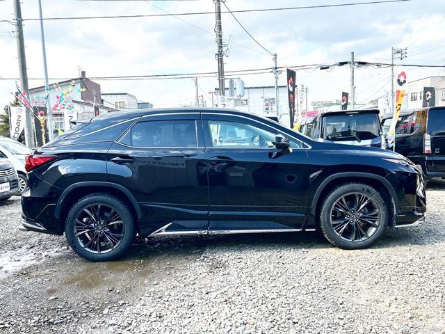 ＲＸ ＲＸ４５０ｈ　バージョンＬ　４ＷＤ　ローン不安な方　優遇ローン　本州仕入　モデリスタエアロ　純正マルチ　サンルーフ　マ―クレビンソン　リアエンターテイメント　革シート　電動リアドア　パワーシート　フルセグＴＶ　ＬＥＤライト（22枚目）