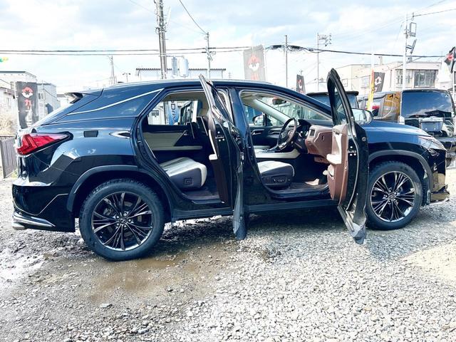 ＲＸ ＲＸ４５０ｈ　バージョンＬ　４ＷＤ　ローン不安な方　優遇ローン　本州仕入　モデリスタエアロ　純正マルチ　サンルーフ　マ―クレビンソン　リアエンターテイメント　革シート　電動リアドア　パワーシート　フルセグＴＶ　ＬＥＤライト（23枚目）