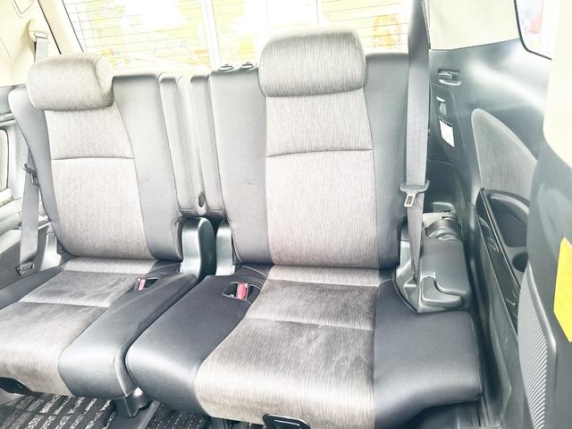 ヴェルファイアハイブリッド ＺＲ　４ＷＤ　本州仕入　ダブルサンルーフ　両側パワースライドドア　メーカーナビ　後席モニターフルセグＴＶ　バックカメラ　パワーバックドア　パワーシート　オットマンシート　１００Ｖ電源　クルーズコントロール（17枚目）