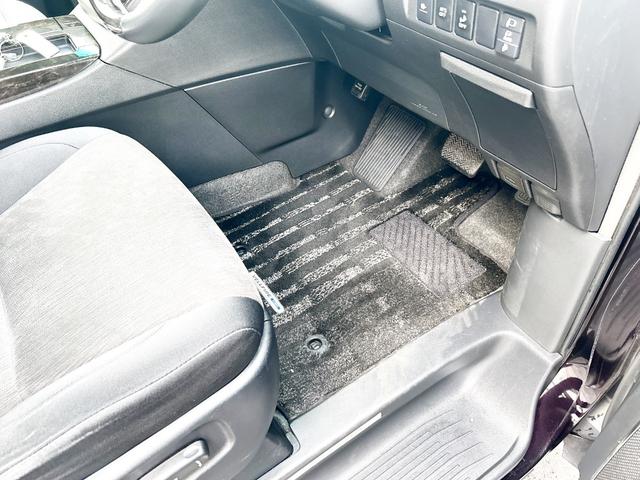 ヴェルファイアハイブリッド ＺＲ　４ＷＤ　本州仕入　ダブルサンルーフ　両側パワースライドドア　メーカーナビ　後席モニターフルセグＴＶ　バックカメラ　パワーバックドア　パワーシート　オットマンシート　１００Ｖ電源　クルーズコントロール（47枚目）