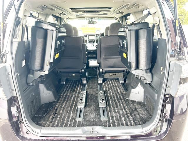 ヴェルファイアハイブリッド ＺＲ　４ＷＤ　本州仕入　ダブルサンルーフ　両側パワースライドドア　メーカーナビ　後席モニターフルセグＴＶ　バックカメラ　パワーバックドア　パワーシート　オットマンシート　１００Ｖ電源　クルーズコントロール（63枚目）