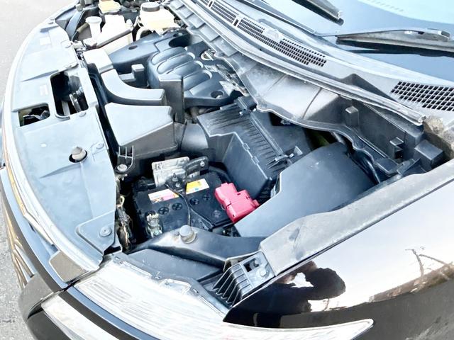 エルグランド ２５０ハイウェイスタープレミアムアーバンクロム　４ＷＤ　ワンオーナー　両側パワースライドドア　メーカーナビ　アラウンドビューモニター　後席モニター　本革シート　パワーバックドア　フルセグＴＶ　エンジンスターター　ＬＥＤヘッドライト　クルコン（73枚目）