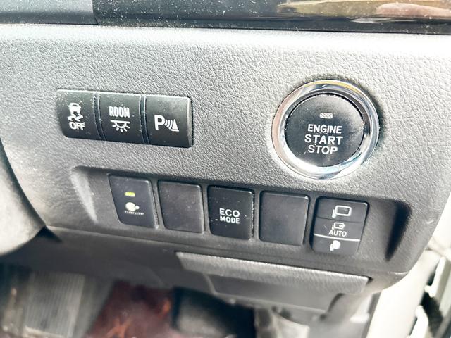 アルファード ２４０Ｓ　タイプゴールドＩＩ　４ＷＤ　本州仕入　両側パワースライドドア　パワーバックドア　メーカーＨＤＤナビ　フルセグＴＶ　後席モニター　ハーフレザーシート　純正アルミ　バックカメラ　ＥＴＣ　純正ドライブレコーダー　スマートキー（30枚目）