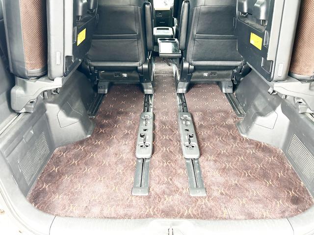 アルファード ２４０Ｓ　タイプゴールドＩＩ　４ＷＤ　本州仕入　両側パワースライドドア　パワーバックドア　メーカーＨＤＤナビ　フルセグＴＶ　後席モニター　ハーフレザーシート　純正アルミ　バックカメラ　ＥＴＣ　純正ドライブレコーダー　スマートキー（57枚目）
