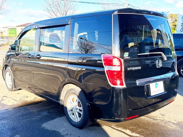 ステップワゴン Ｇ　Ｅセレクション　４ＷＤ　本州仕入　寒冷地仕様　純正ナビ　Ｂｌｕｅｔｏｏｔｈ接続　後席モニター　パワスラ　アイドリングストップ　社外アルミ　横滑り防止　スマートキー　３列シート　タイミングチェーン車　Ｂカメラ　フルセグ（26枚目）