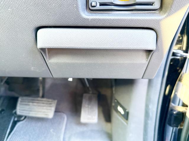 ステップワゴン Ｇ　Ｅセレクション　４ＷＤ　本州仕入　寒冷地仕様　純正ナビ　Ｂｌｕｅｔｏｏｔｈ接続　後席モニター　パワスラ　アイドリングストップ　社外アルミ　横滑り防止　スマートキー　３列シート　タイミングチェーン車　Ｂカメラ　フルセグ（31枚目）