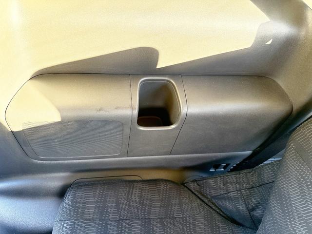 ステップワゴン Ｇ　Ｅセレクション　４ＷＤ　本州仕入　寒冷地仕様　純正ナビ　Ｂｌｕｅｔｏｏｔｈ接続　後席モニター　パワスラ　アイドリングストップ　社外アルミ　横滑り防止　スマートキー　３列シート　タイミングチェーン車　Ｂカメラ　フルセグ（54枚目）