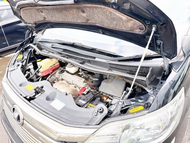 ヴェルファイア ２．４Ｚ　４ＷＤ　モデリスタエアロ　後期型　純正ナビ　後席モニター　パワースライド　２０ＡＷ　バックカメラ　３列シート　２列目オットマンシート　ＨＩＤ　スマートキー　ＭＴモード付　コーナーセンサー　ＥＴＣ（69枚目）