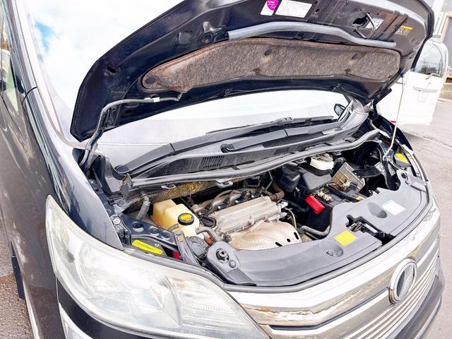 ヴェルファイア ２．４Ｚ　４ＷＤ　モデリスタエアロ　後期型　純正ナビ　後席モニター　パワースライド　２０ＡＷ　バックカメラ　３列シート　２列目オットマンシート　ＨＩＤ　スマートキー　ＭＴモード付　コーナーセンサー　ＥＴＣ（70枚目）