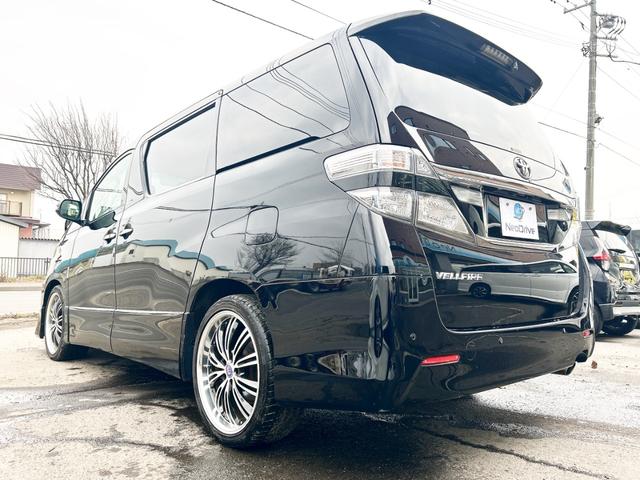 ヴェルファイア ２．４Ｚ　４ＷＤ　モデリスタエアロ　後期型　純正ナビ　後席モニター　パワースライド　２０ＡＷ　バックカメラ　３列シート　２列目オットマンシート　ＨＩＤ　スマートキー　ＭＴモード付　コーナーセンサー　ＥＴＣ（77枚目）