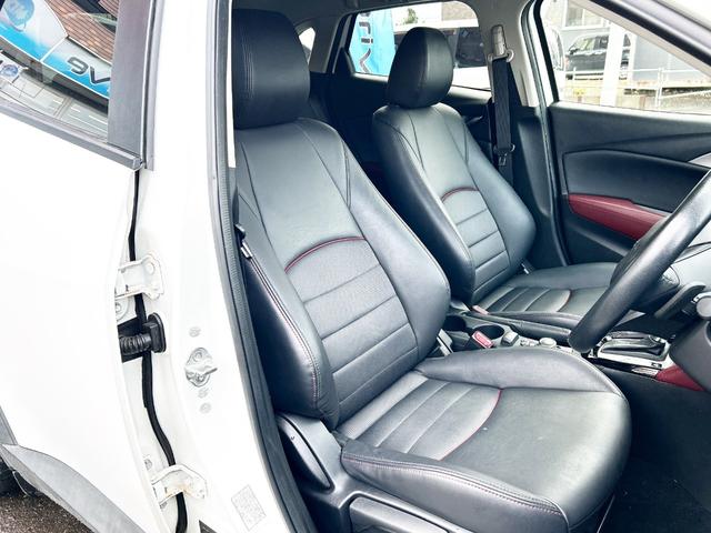 ＣＸ－３ ＸＤ　ツーリング　４ＷＤ　革シート　純正ナビ　フルセグＴＶ　バックカメラ　ローダウン　軽減ブレーキ　クルーズコントロール　スマートキー　アイドリングストップ　シートヒーター　ＭＴモード付　社外アルミ　横滑り防止（13枚目）