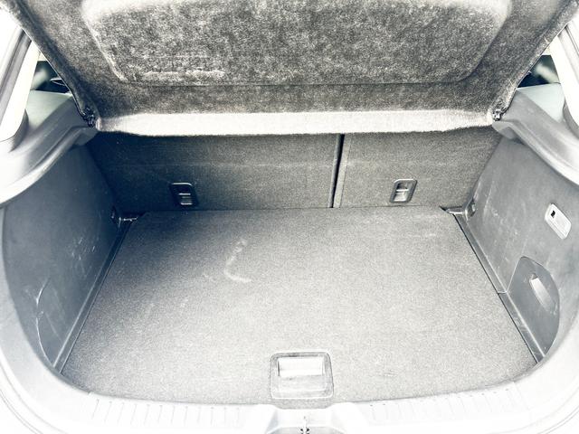 ＣＸ－３ ＸＤ　ツーリング　４ＷＤ　革シート　純正ナビ　フルセグＴＶ　バックカメラ　ローダウン　軽減ブレーキ　クルーズコントロール　スマートキー　アイドリングストップ　シートヒーター　ＭＴモード付　社外アルミ　横滑り防止（15枚目）